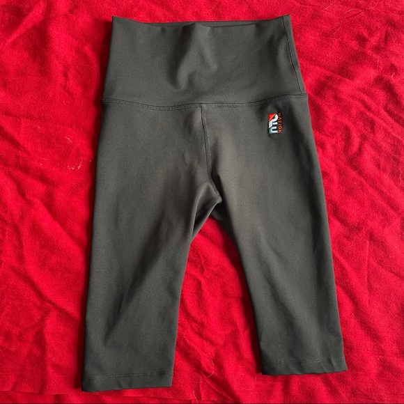 P.E Nation Pants - P.E Nation black bike shorts (XS)